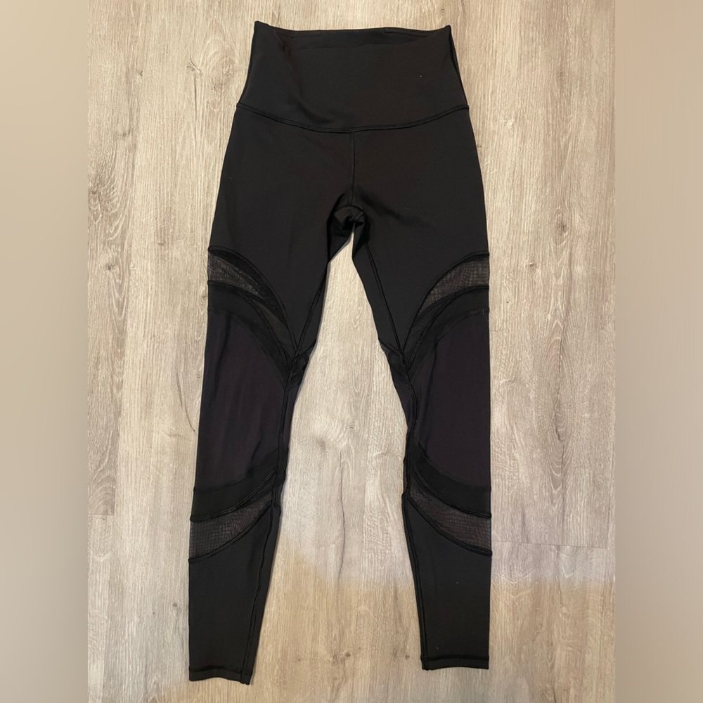 Lululemon leggings size 6